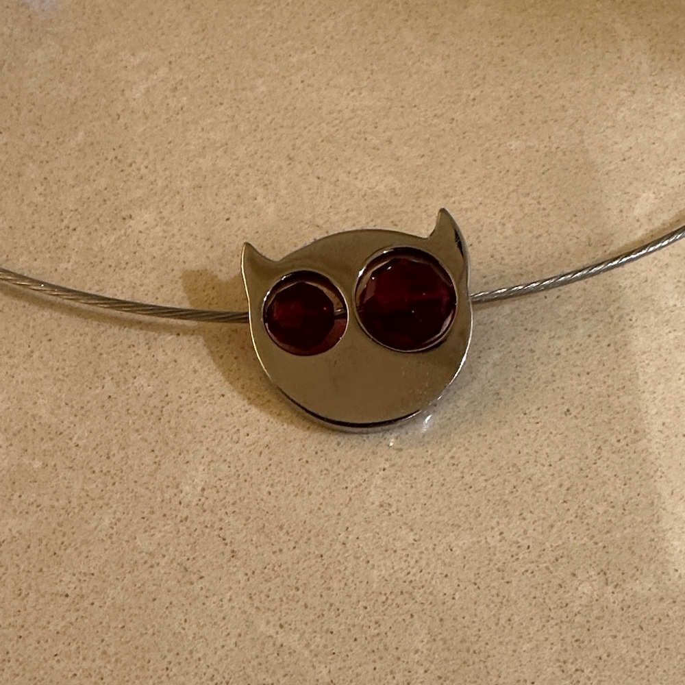 Devil choker necklace with red stones